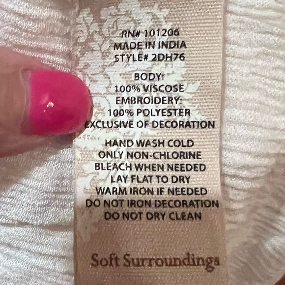 Soft Surroundings Botanical Gardens Embroidered Sequins Blouse Marshmallow Large - Picture 13 of 13